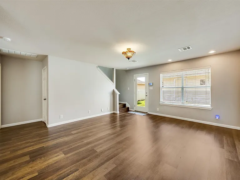 710 Craters Of The Moon Blvd — Photo 29