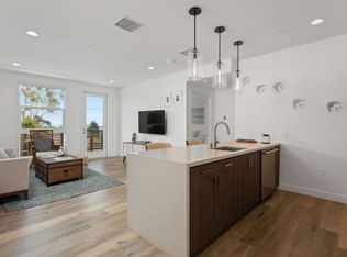 1122 Pico Blvd #306, Santa Monica, CA 90405
