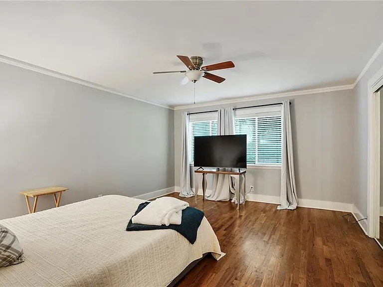 1466 E Rock Springs Rd NE — Photo 13