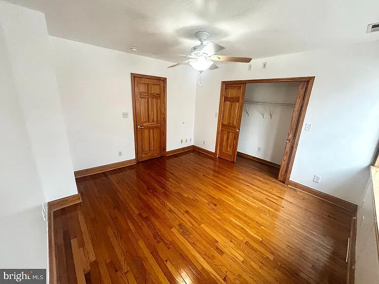 2635 W Girard Ave #B — Photo 12