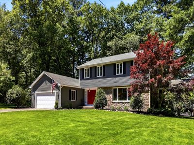 25 Revolutionary Rd, Acton, MA, 01720