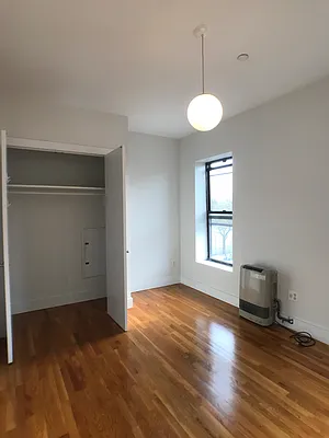 Rented by City Vista Inc | media 58