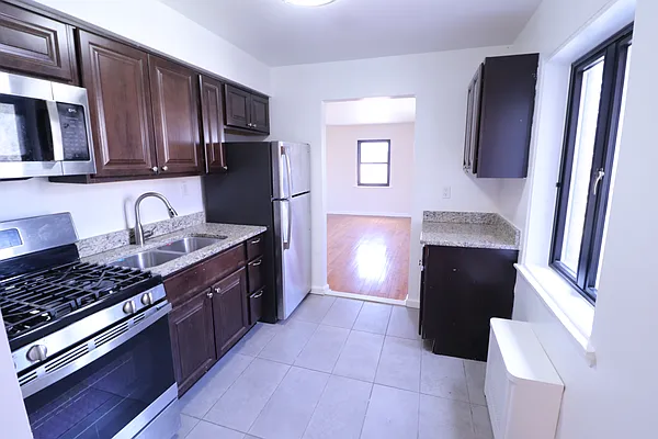 Rented by A&E Real Estate Management | media 3