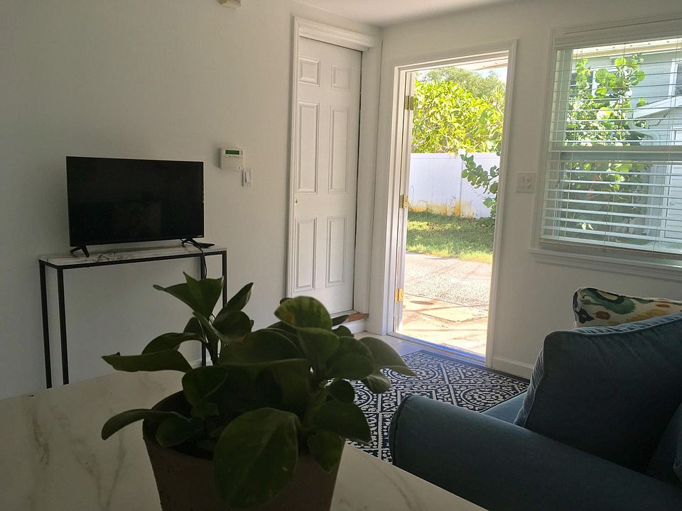 First floor - Living room