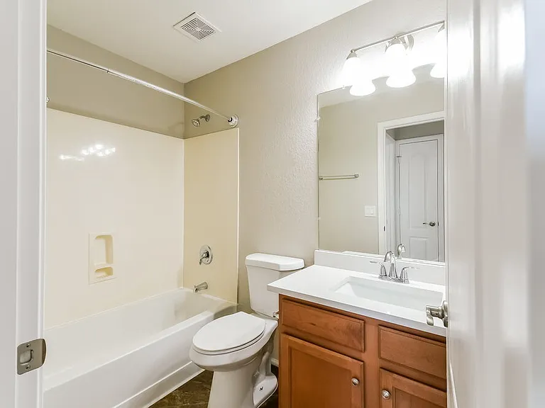 2437 W Running Deer Trl — Photo 16