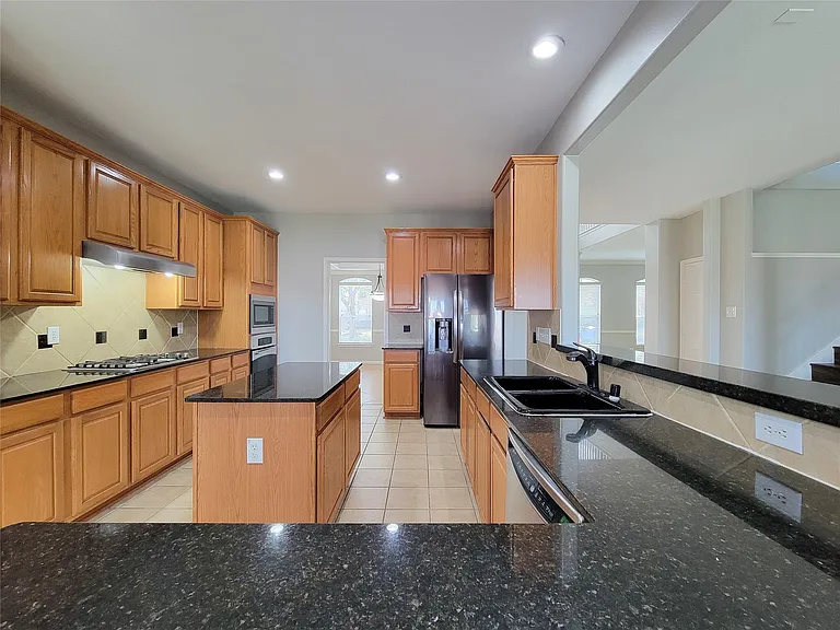 20710 Mansfield Bay Ln — Photo 16