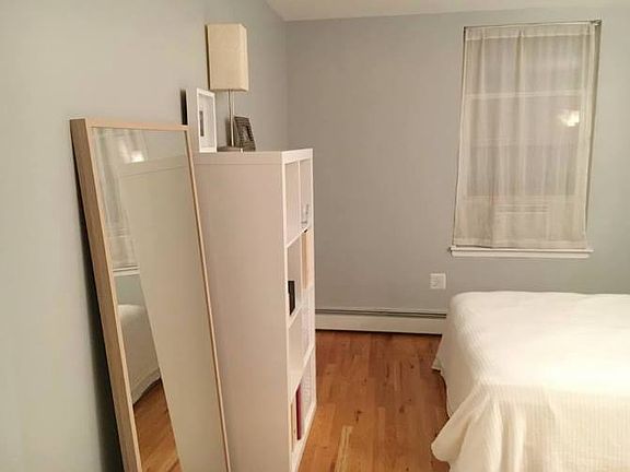 5th image of 209 S Oxford St Floor 2