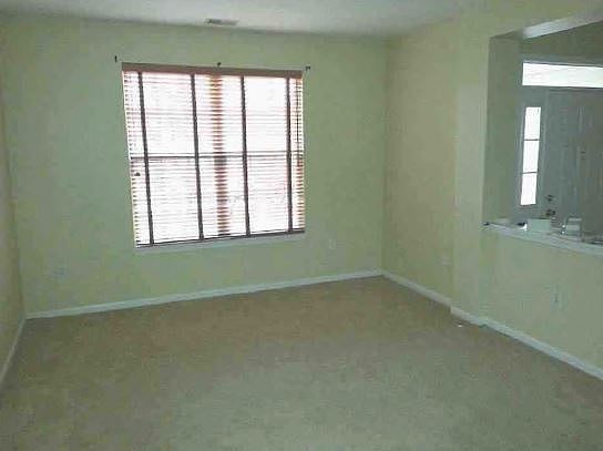 5th image of 9 Carlisle Dr