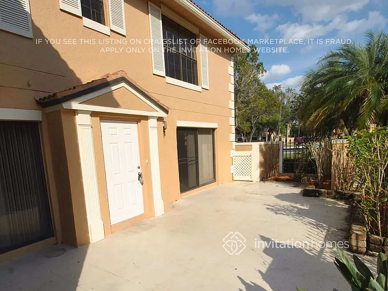 355 Prestwick Cir #3 — Photo 9