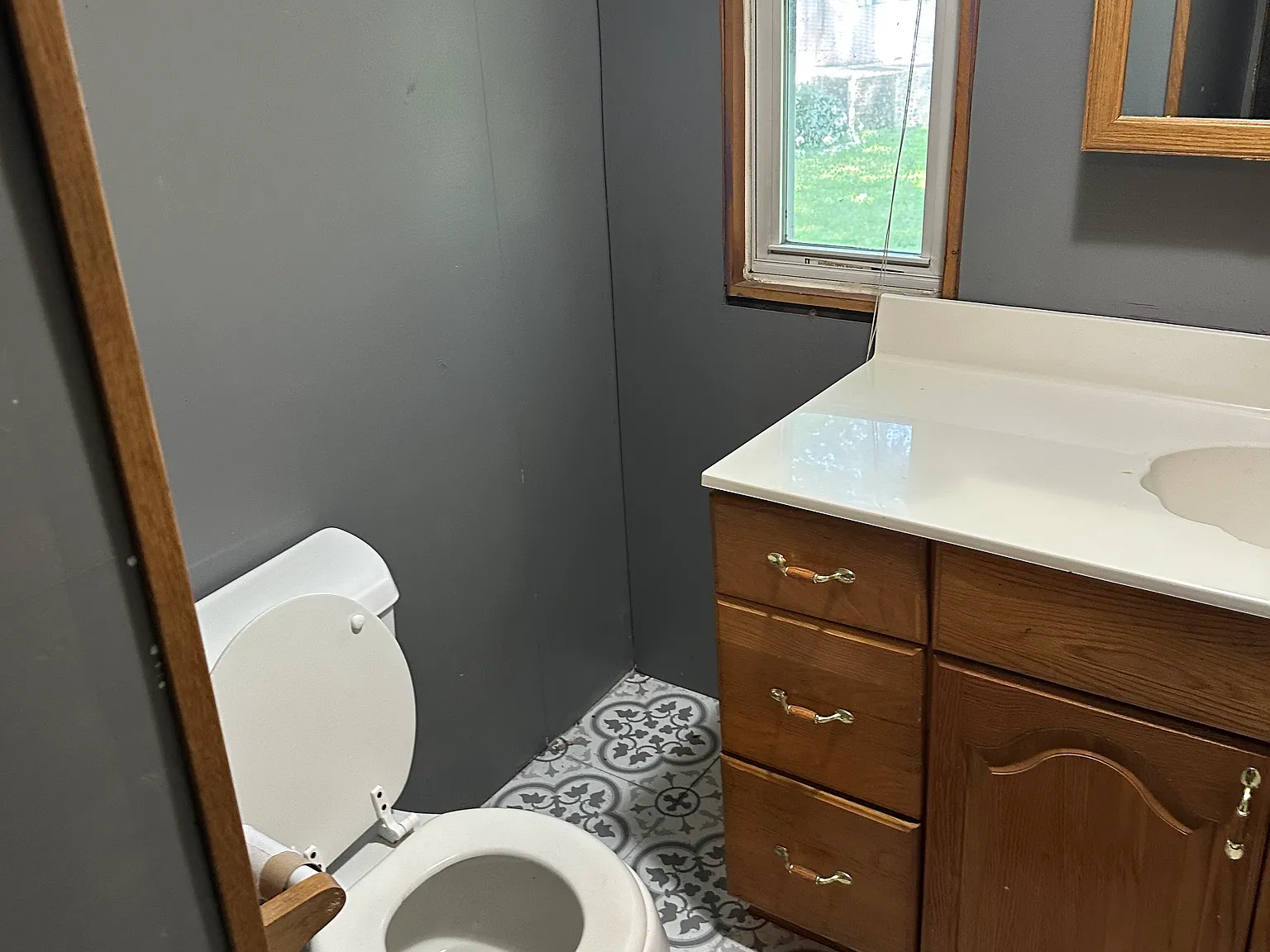 3 bed, 1.5 bath, 924 sqft, $525 — Photo 2