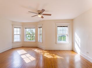 4607 N Malden St APT 2, Chicago, IL 60640