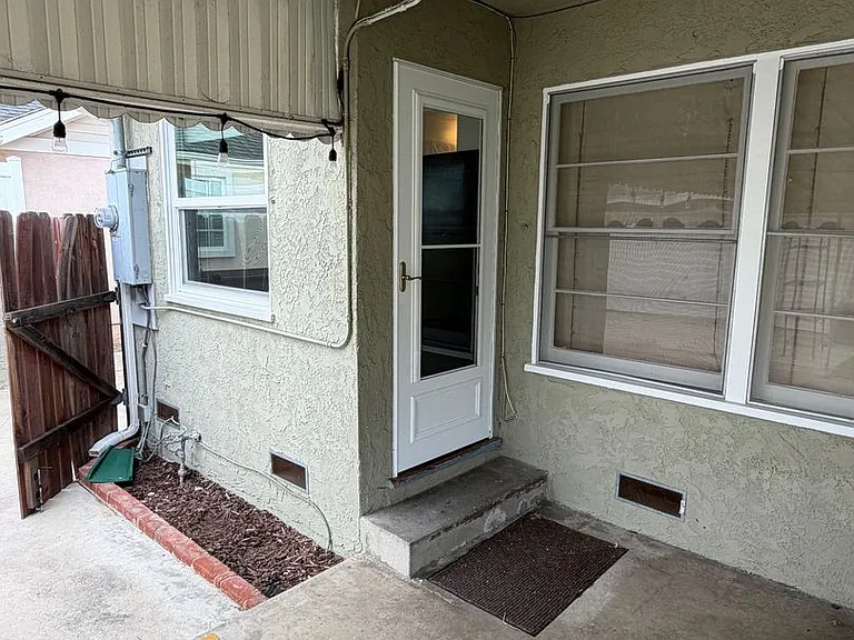 15123 Kornblum Ave — Photo 17