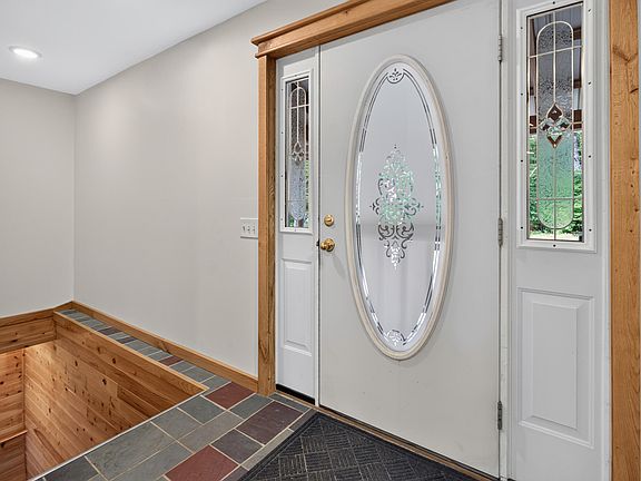5th image of 551 E Sangerville Road