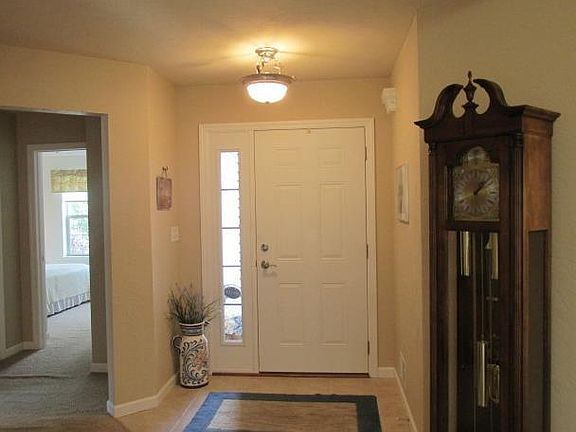 3rd image of 110 Gleneagles Dr