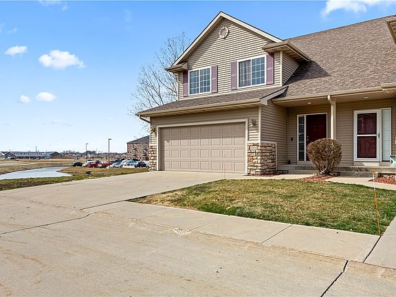 2nd image of 2204 NW Bayberry Ln