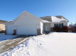 485 Dahl Dr, Deforest, WI 53532