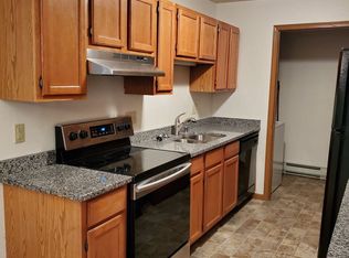 N113W17036 Driftwood Ct #4, Germantown, WI 53022