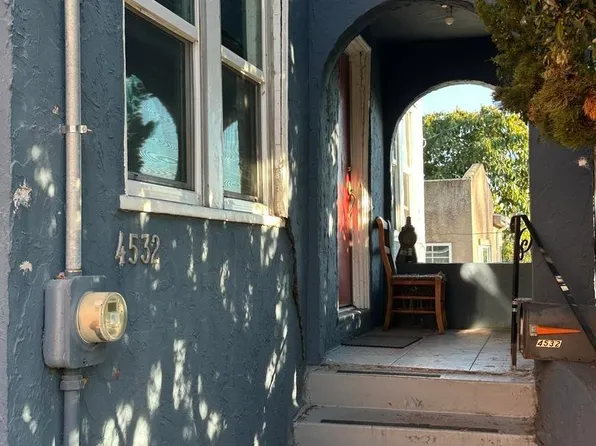 4532 Pampas Ave, Oakland, CA 94619