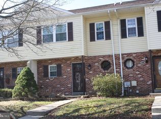 108 Chester Ct, Downingtown, PA 19335