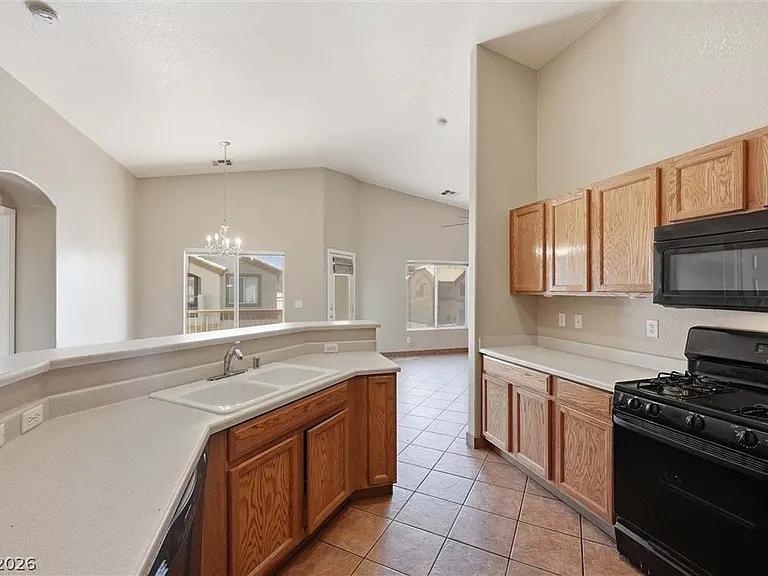 6316 Lorne Green Ave #101 — Photo 19
