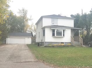 7303 N Oak St, Wonder Lake, IL