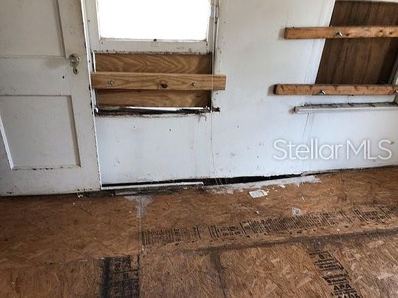 4th image of 8410 N Lamar Ave
