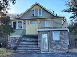 561 Mountainview Ave, Valley Cottage, NY 10989