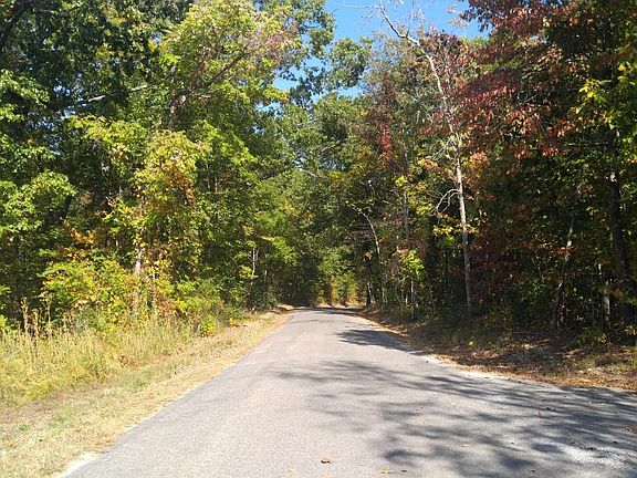 2nd image of Spruce Drive 120 121 #130-132-122