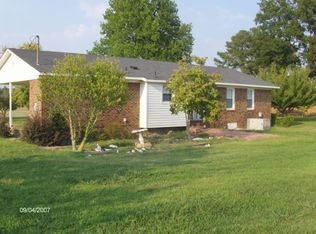 576 McGee Rd, Benson, NC 27504