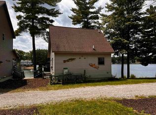 1412 Hillcrest Ave, Harrison, MI 48625