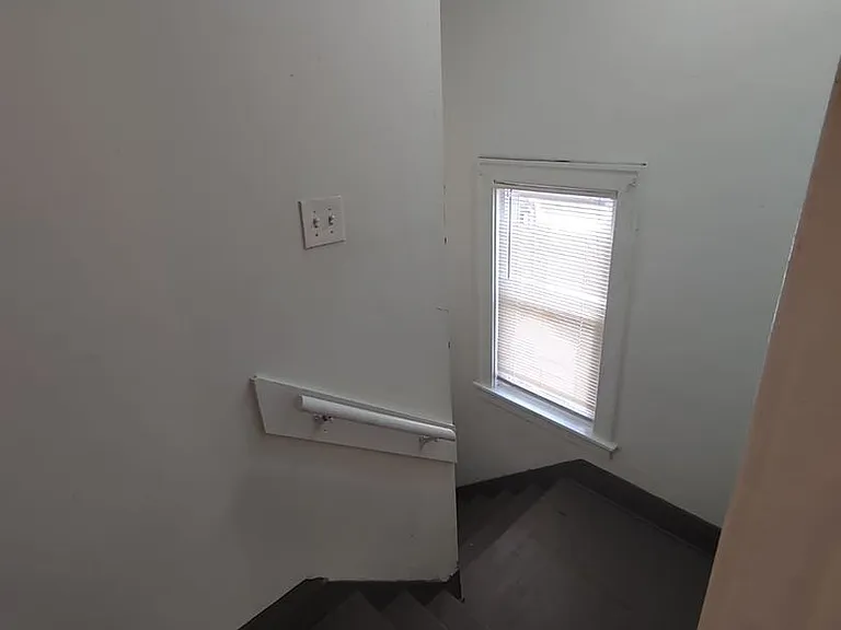 3420 N Vel R Phillips Ave — Photo 15