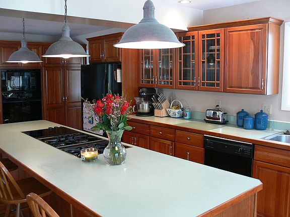 Kitchen w/Cherry Cabinets & Large Island