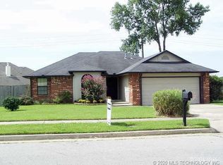1613 W Utica St, Broken Arrow, OK 74011