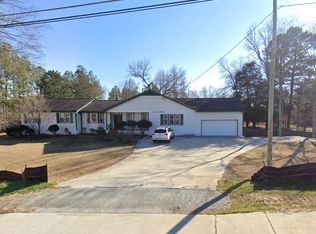 6357 Cedarcrest Rd NW, Acworth, GA 30101