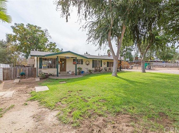 4th image of 33661 Keith Ave