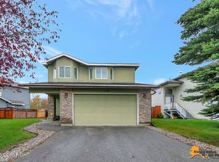 11038 Northfleet Dr, Anchorage, AK 99515