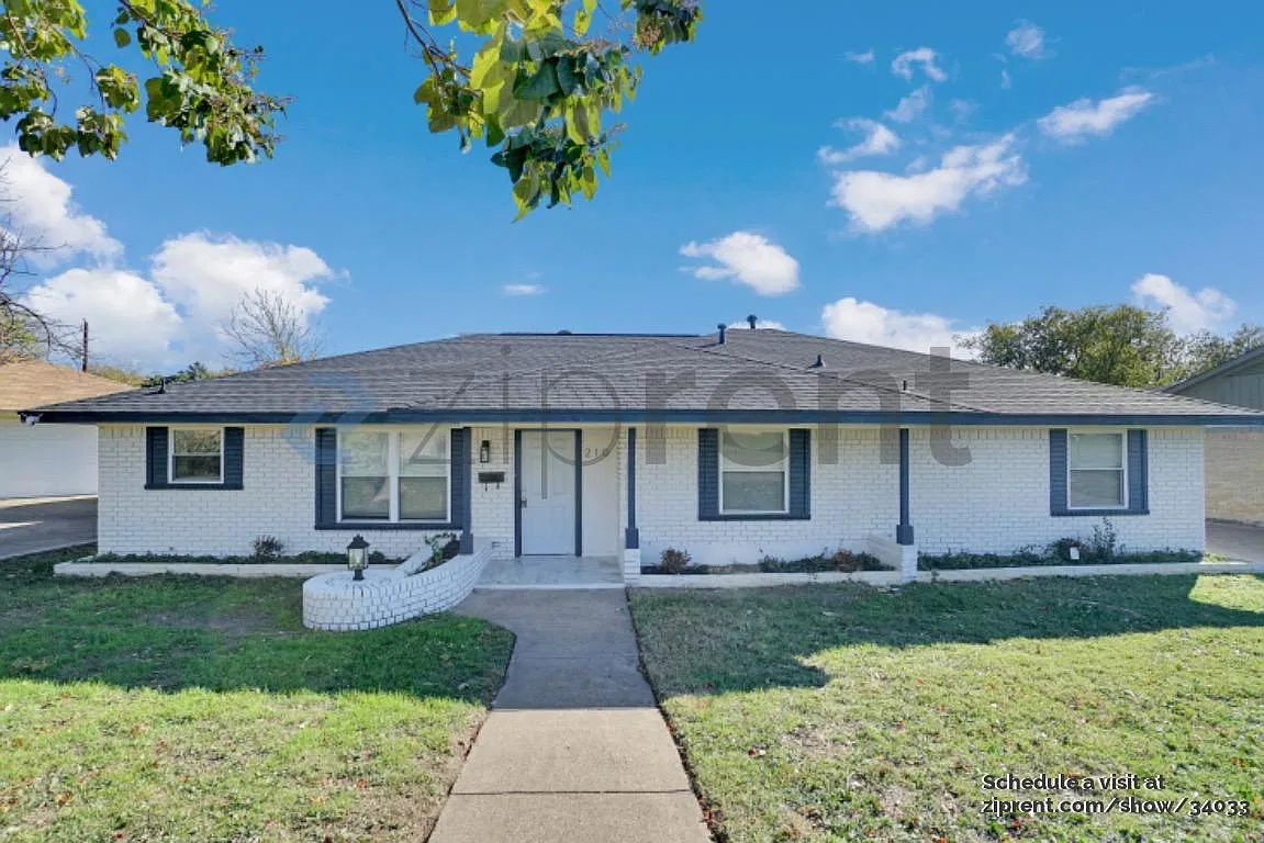 4 bed, 2.5 bath, 1889 sqft, $2,650 — Photo 1
