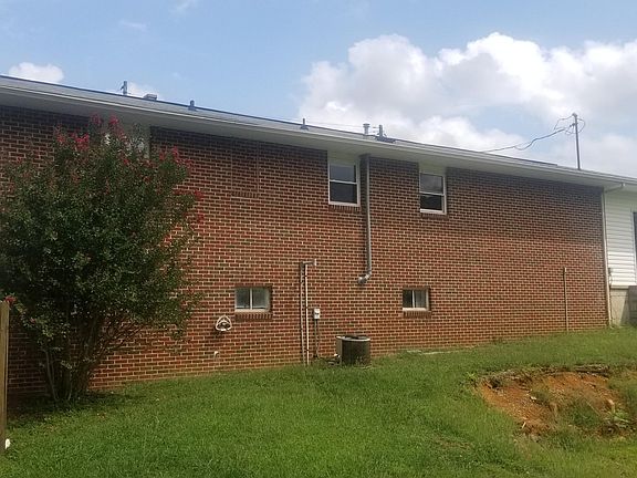 5th image of 207 Shelby Ave