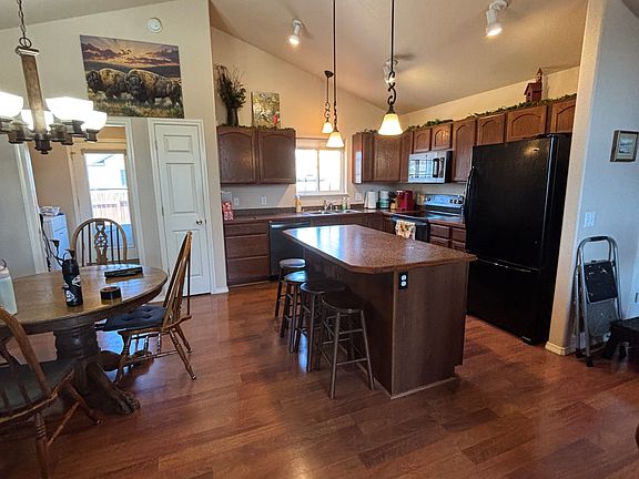 3rd image of 3709 Knightbridge Ln