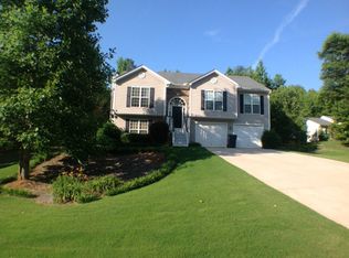 482 Canoe Ct, Statham, GA 30666
