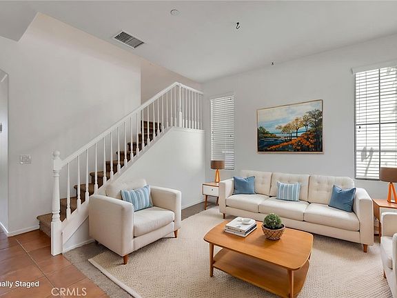 3rd image of 9269 Maywood Way