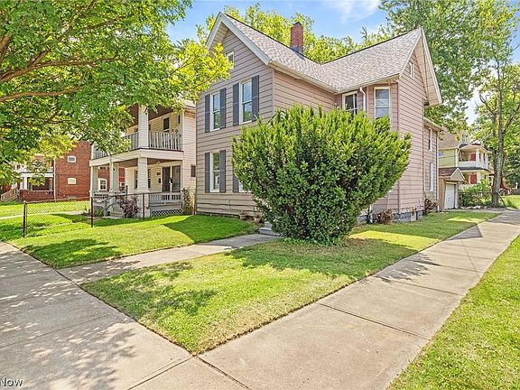 3rd image of 3333 Denison Ave