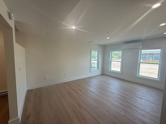 2nd image of 24 Stone St #121