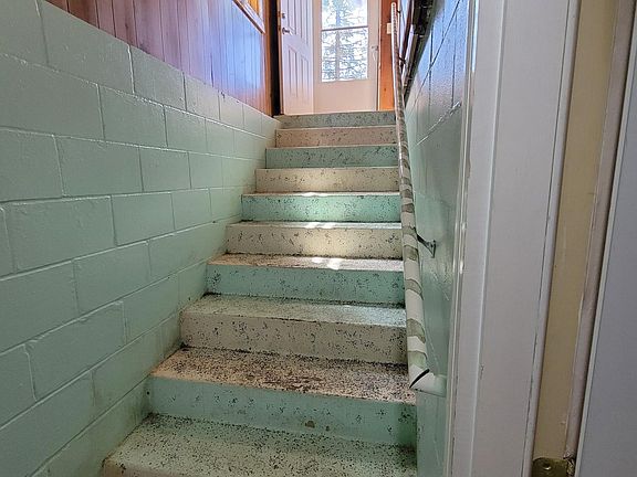 3rd image of 21617 Lake George Blvd NW #Basement