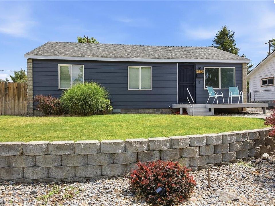 1st image of 922 Snow Ave
