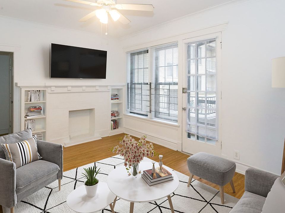 Dining/Living room