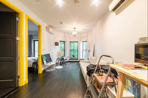 Rented by Brooklyn Group | media 18