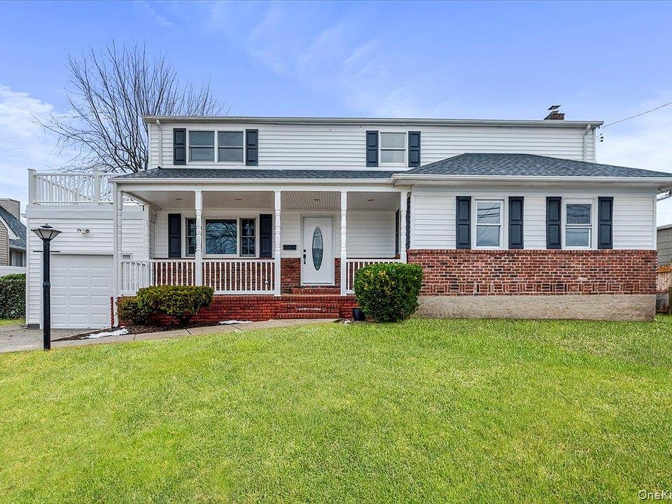 1st image of 571 Center Dyre Avenue