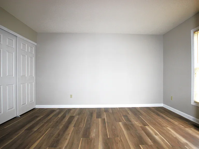 307 Columbia Dr — Photo 11