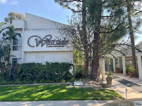 20134 Leadwell St Unit 211, Winnetka, CA 91306